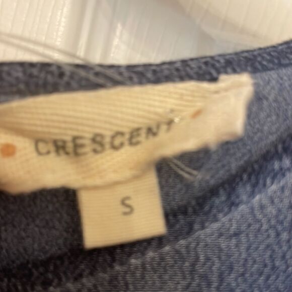 ✨Crescent Dusty Blue 3/4 Sleeve Ruffle Top, NWT - Picture 2 of 8